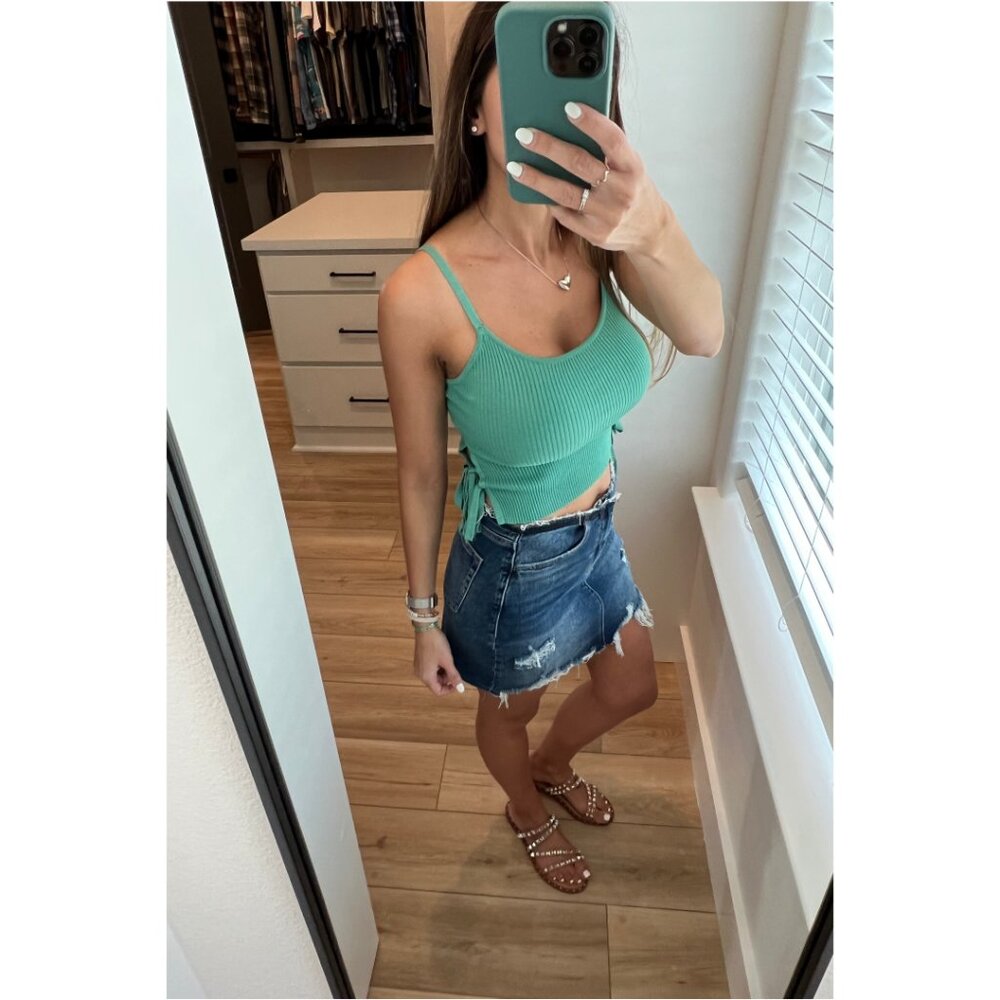 🆕 Sweater Knit Crop Top - Jade Green - Picture 2 of 11
